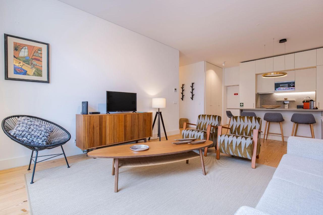 Modern Rustic Flat In Santos By Lovelystay Lisbon Exterior photo
