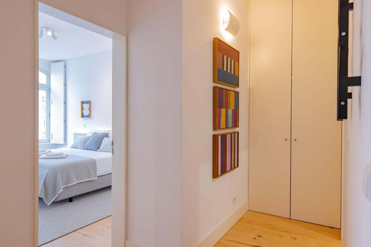 Modern Rustic Flat In Santos By Lovelystay Lisbon Exterior photo